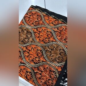 Woolen shawl with embroidery